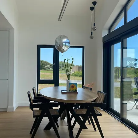 Ardmores Contemporary House Apartmán