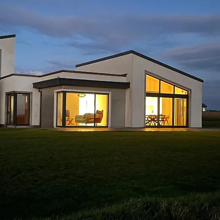 Apartment Ardmores Contemporary House Sluggera